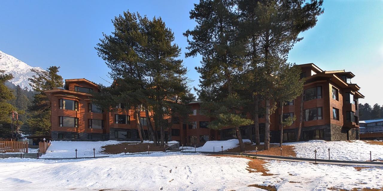 Royal Hillton Pahalgam Hotel Exterior photo