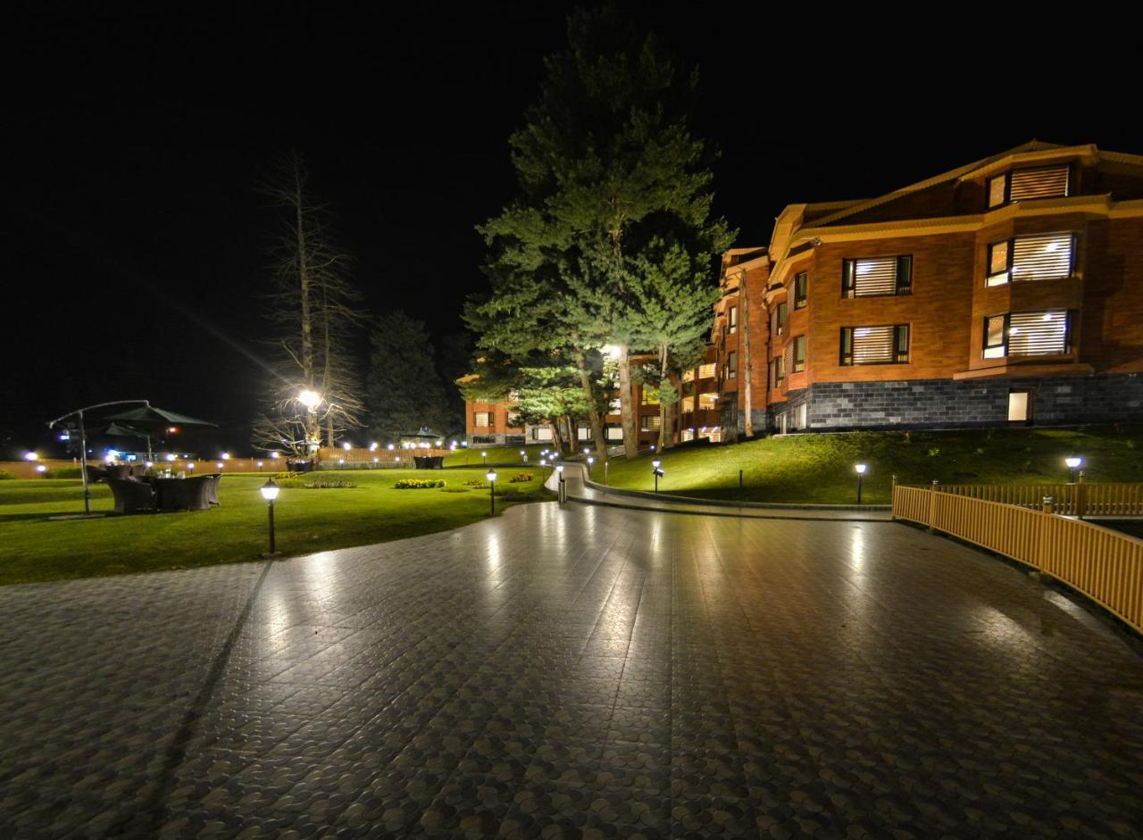 Royal Hillton Pahalgam Hotel Exterior photo